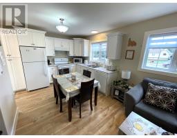 15 Twomey Drive thumbnail 38