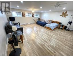 15 Twomey Drive thumbnail 43