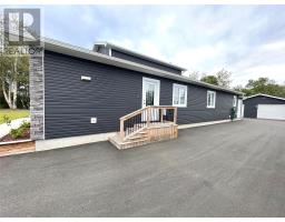 15 Twomey Drive thumbnail 5