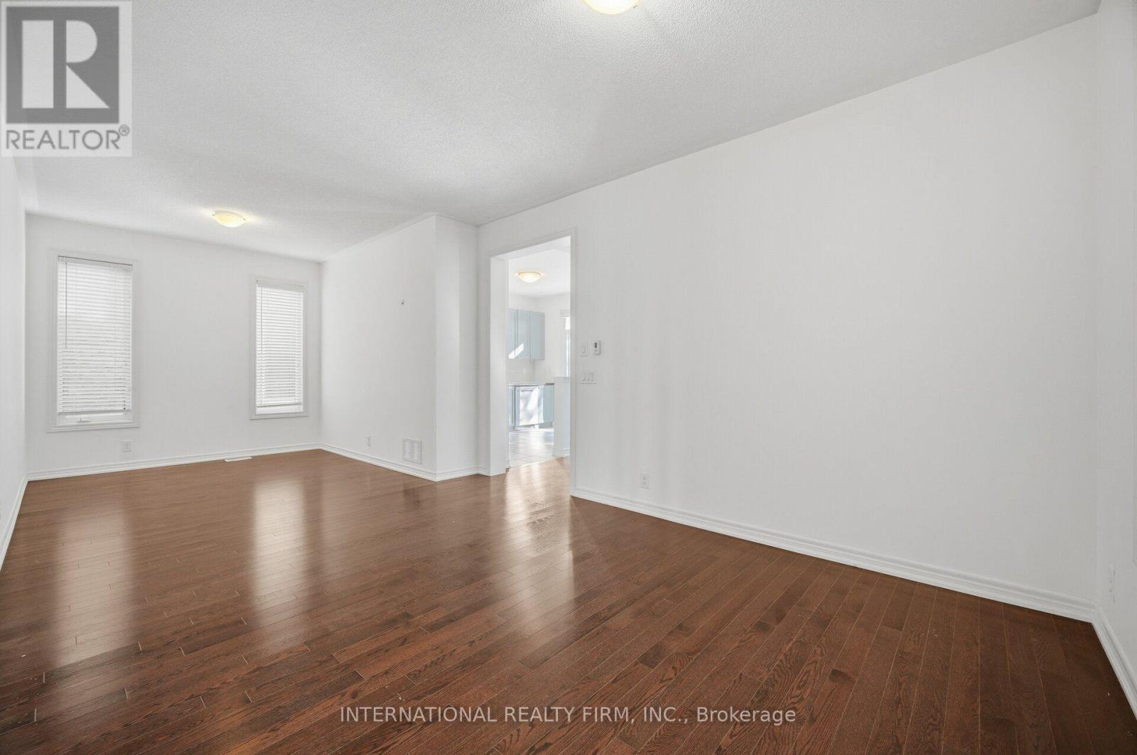 11 LADY GWILLIM AVENUE, East Gwillimbury — photo 10