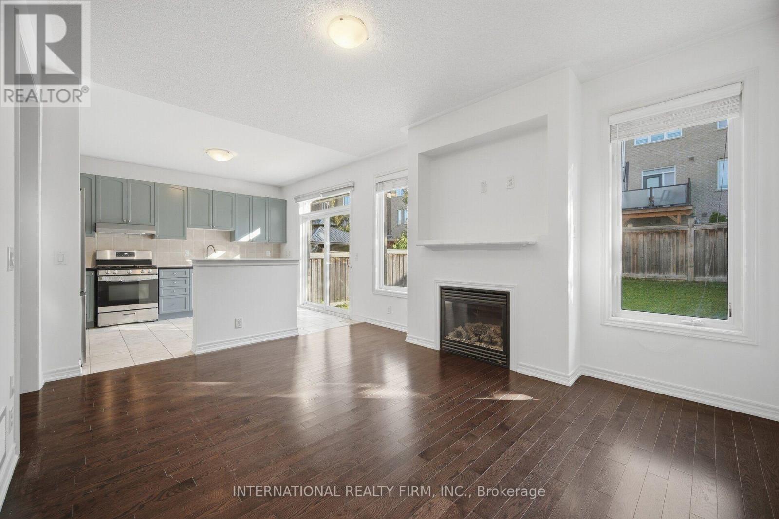11 LADY GWILLIM AVENUE - 15