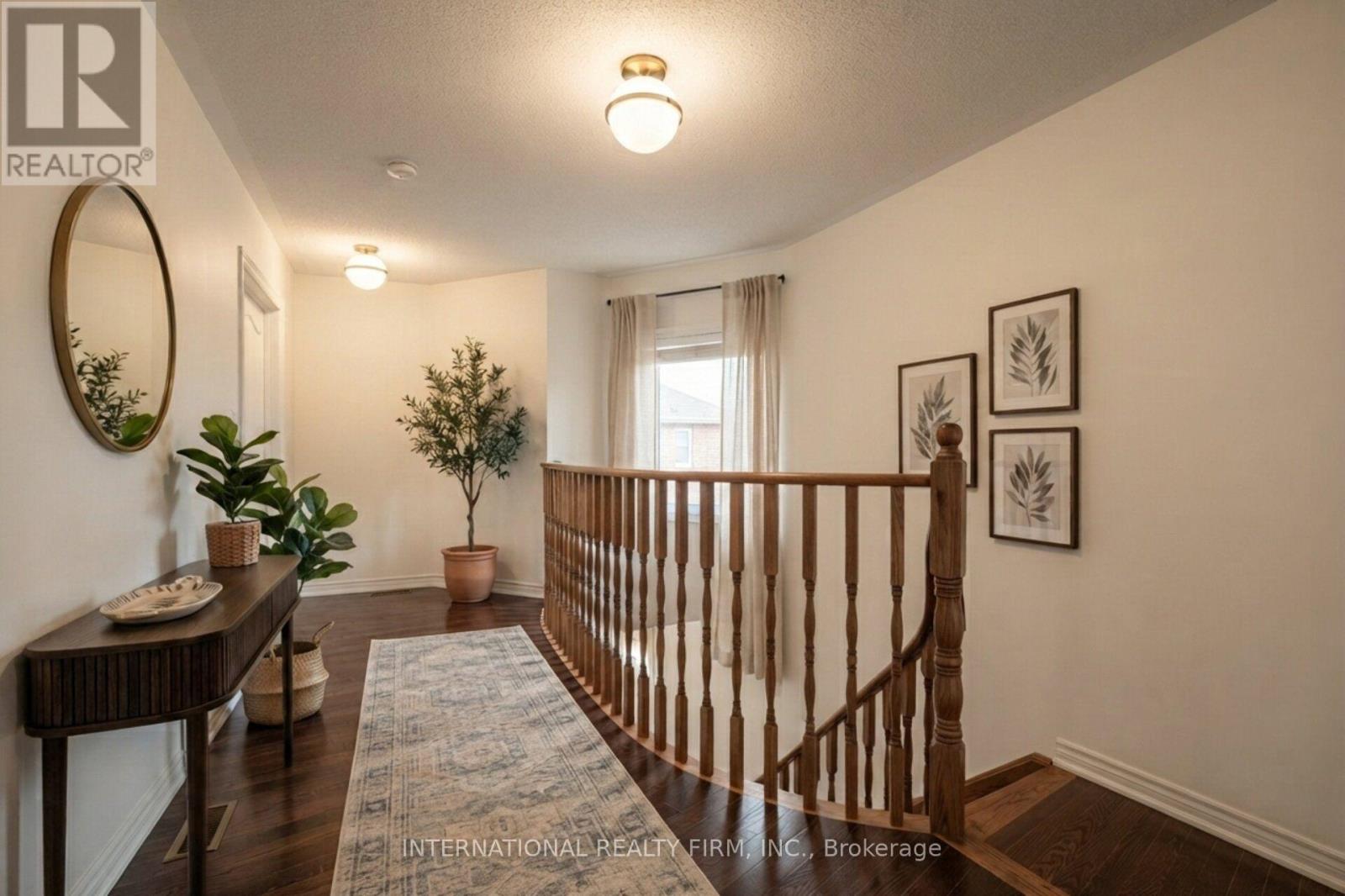 11 LADY GWILLIM AVENUE - 16