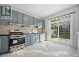 11 Lady Gwillim Avenue, East Gwillimbury, ON L9N0B3 Photo 12