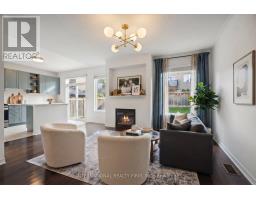 11 Lady Gwillim Avenue, East Gwillimbury, ON L9N0B3 Photo 13