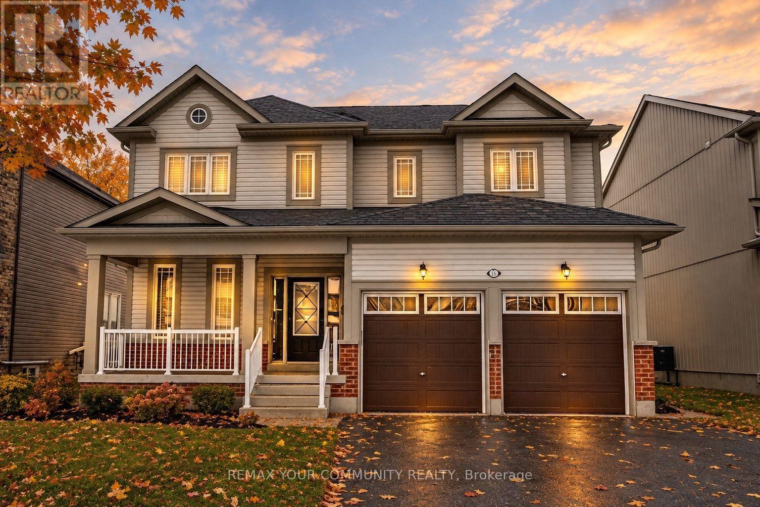 16 DON HADDEN CRESCENT - 2