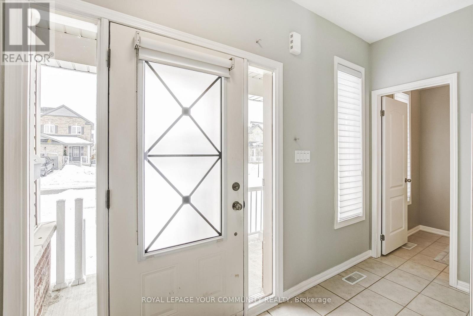 16 DON HADDEN CRESCENT - 3