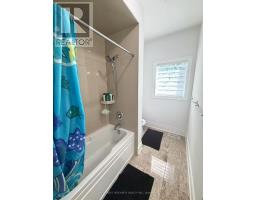 Bathroom - Main - 60 Caria Court, Vaughan, ON L4H4G5 Photo 12