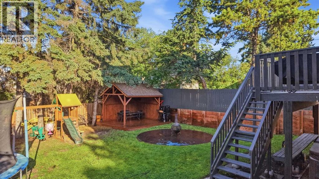 Listing photo – 4906 43 Street, Ponoka