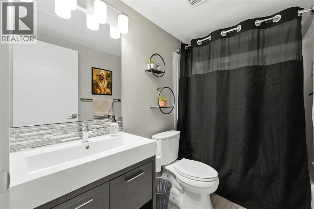 Basement 4-piece bathroom