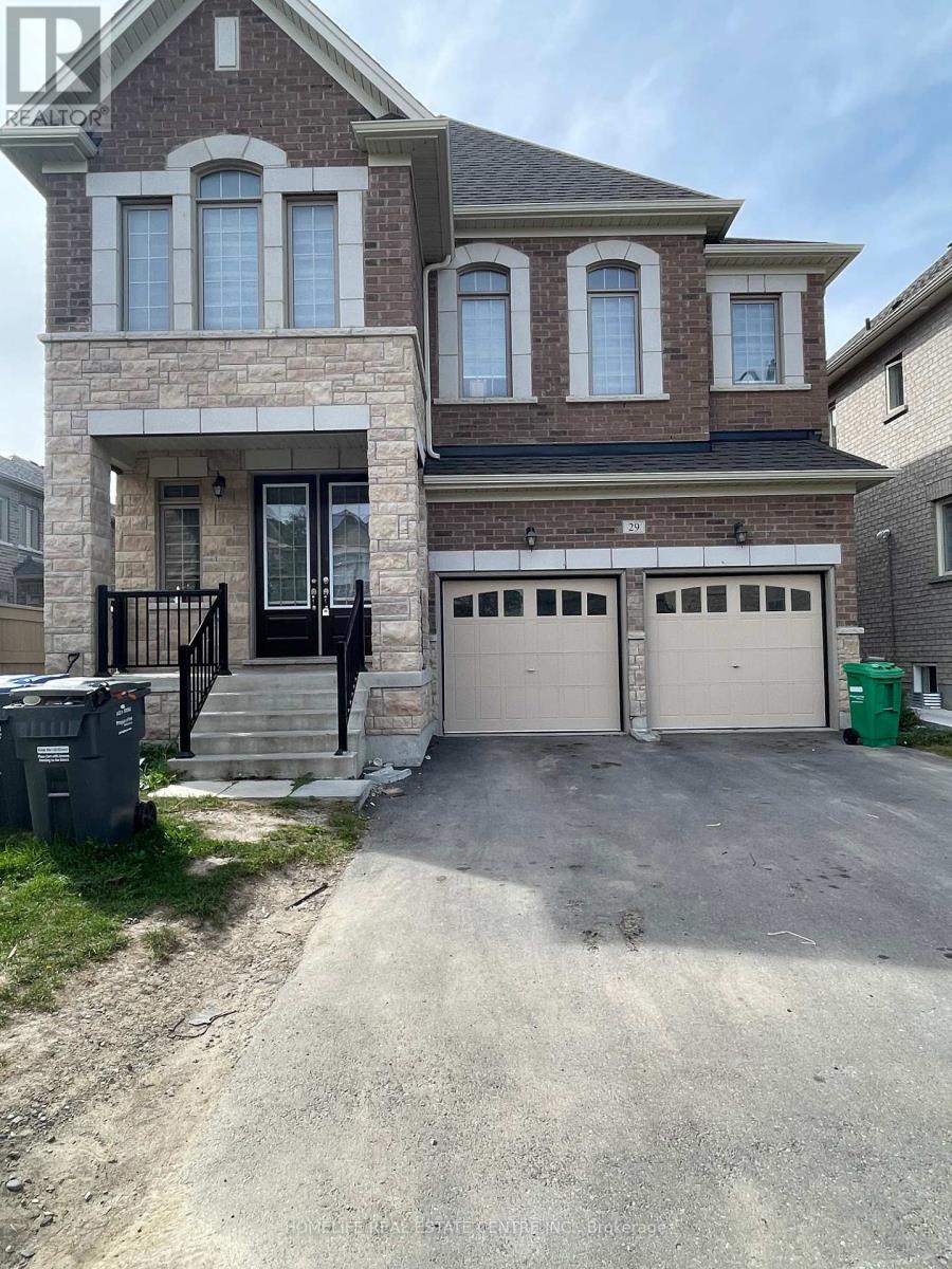 UPSTAIRS - 29 PUFFIN CRESCENT, Brampton (Sandringham-Wellington North)
