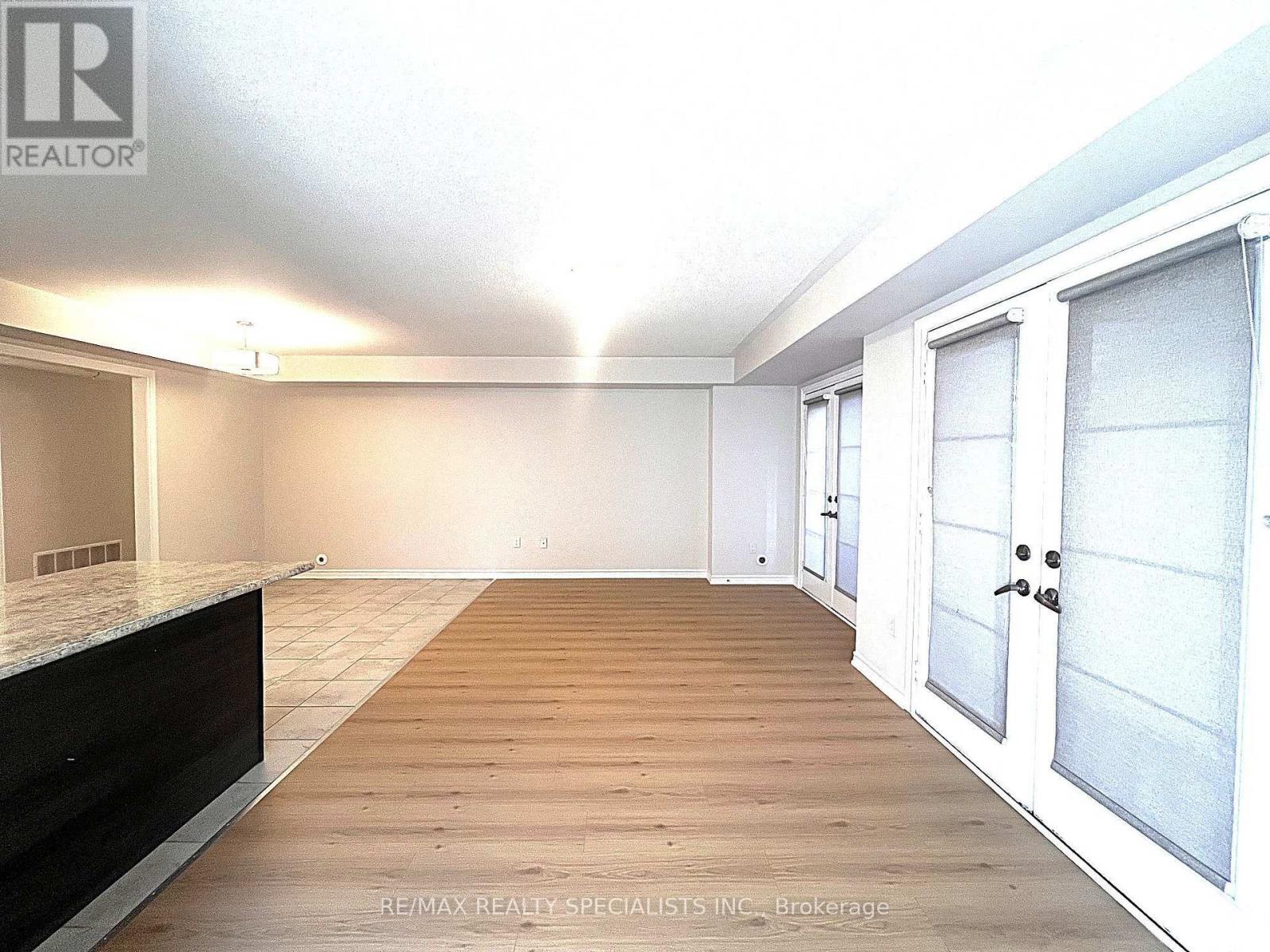 166 - 200 VETERANS DRIVE, Brampton (Northwest Brampton) — photo 4