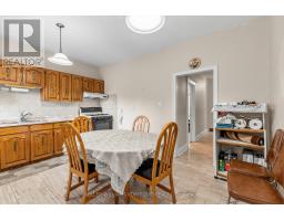 207 Symington Avenue, Toronto, ON M6P3W5 Photo 16