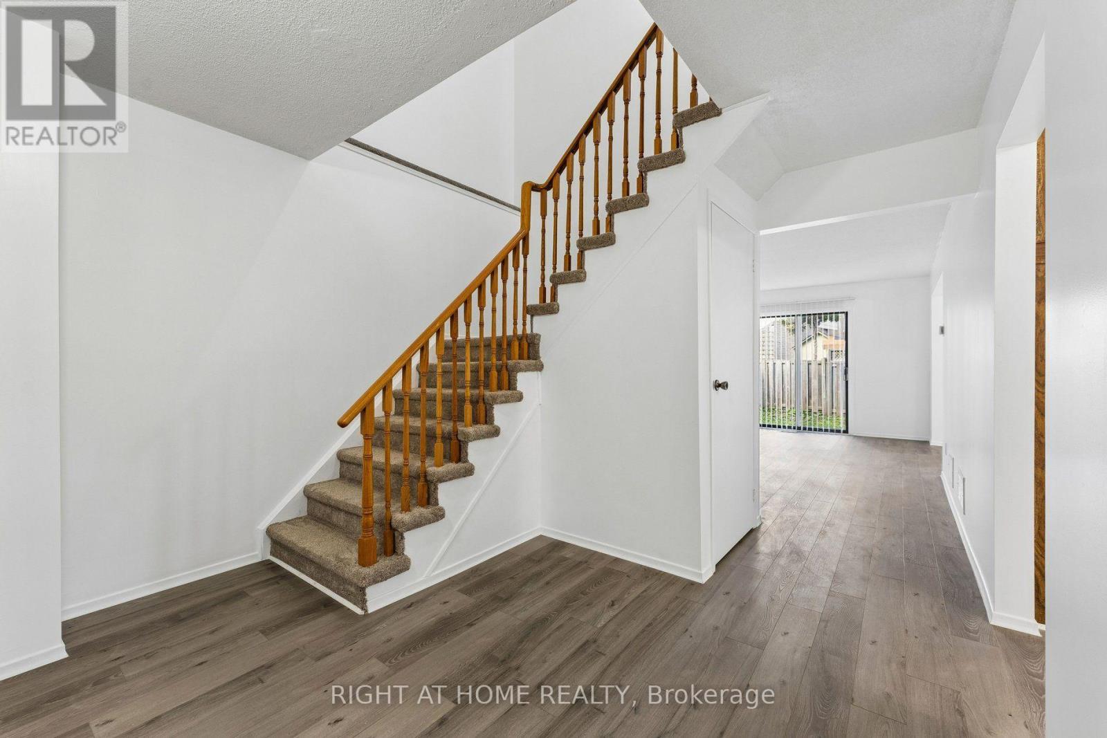 77 MORTON WAY, Brampton (Fletcher's West) — photo 8