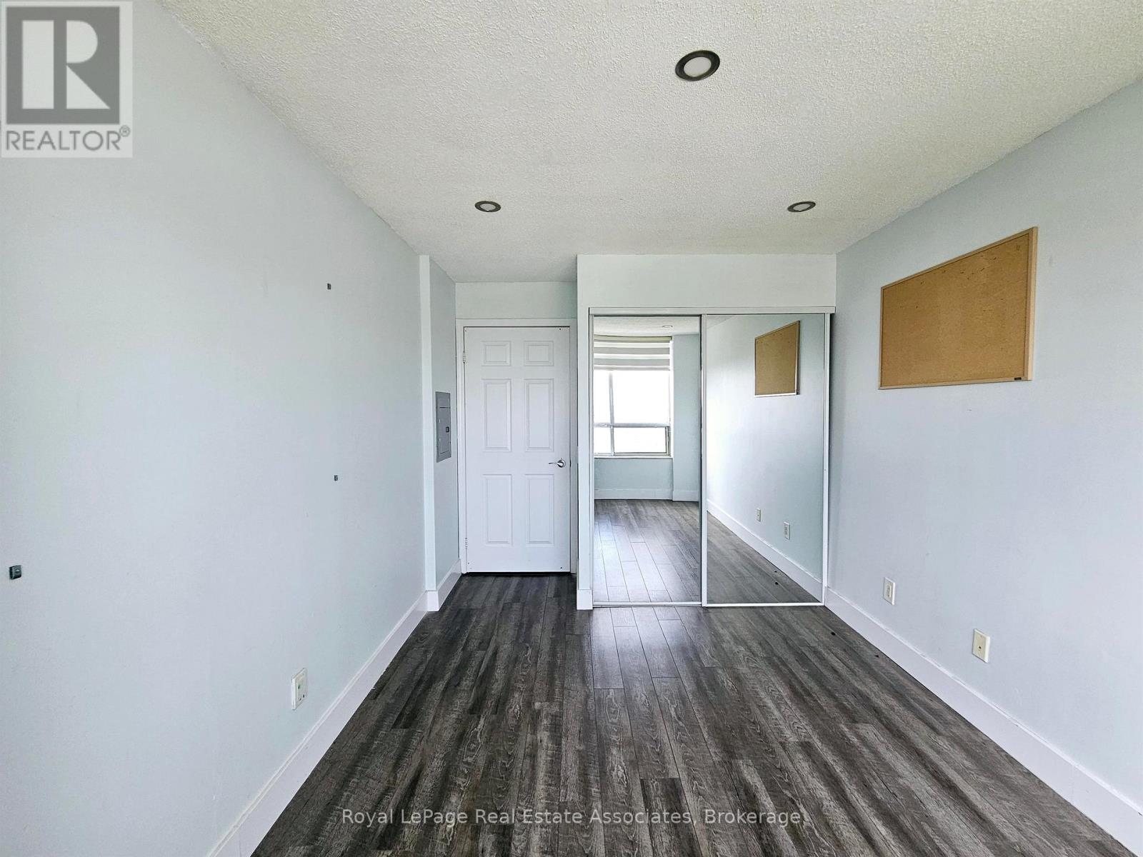 2425 - 25 KINGSBRIDGE GARDEN CIRCLE, Mississauga (Hurontario) — photo 11