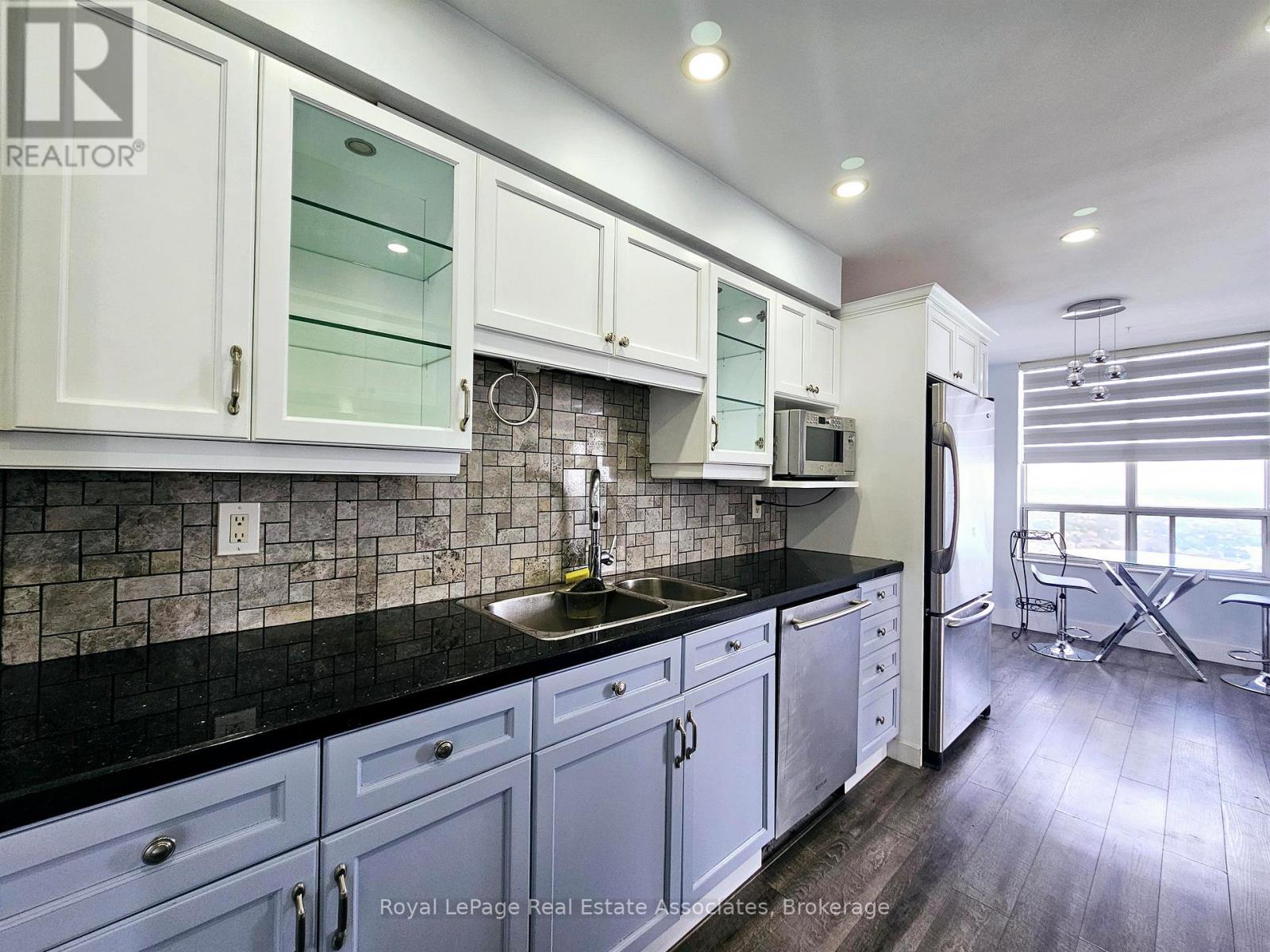 2425 - 25 KINGSBRIDGE GARDEN CIRCLE, Mississauga (Hurontario) — photo 4