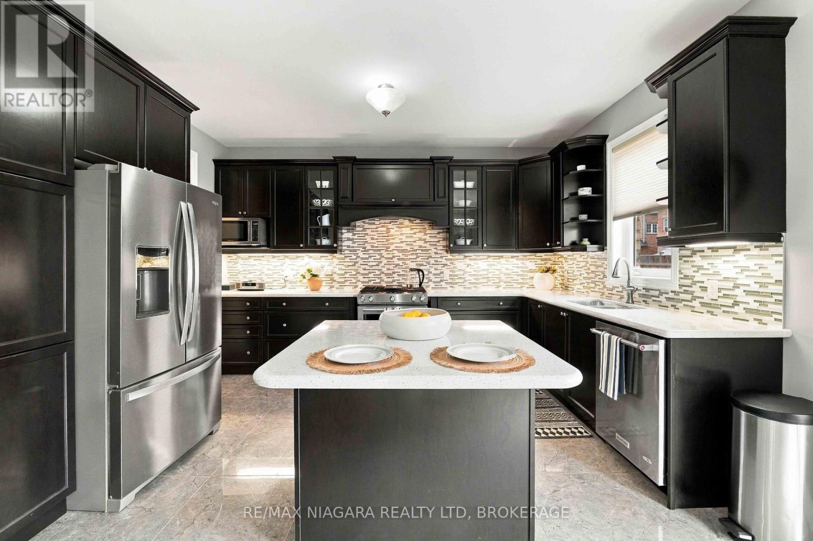 15 FOX GRAPE ROAD - 19