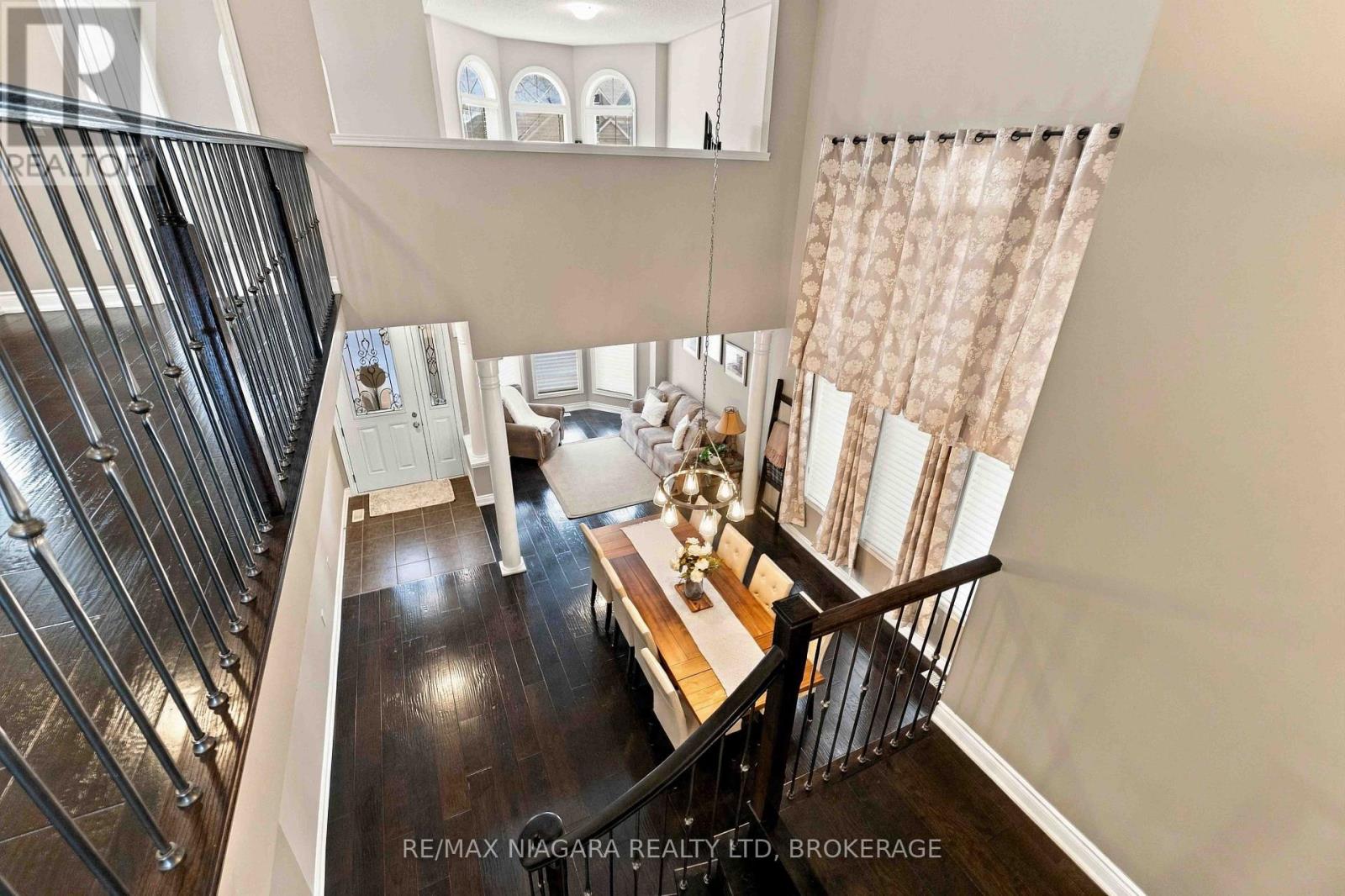 15 FOX GRAPE ROAD - 25