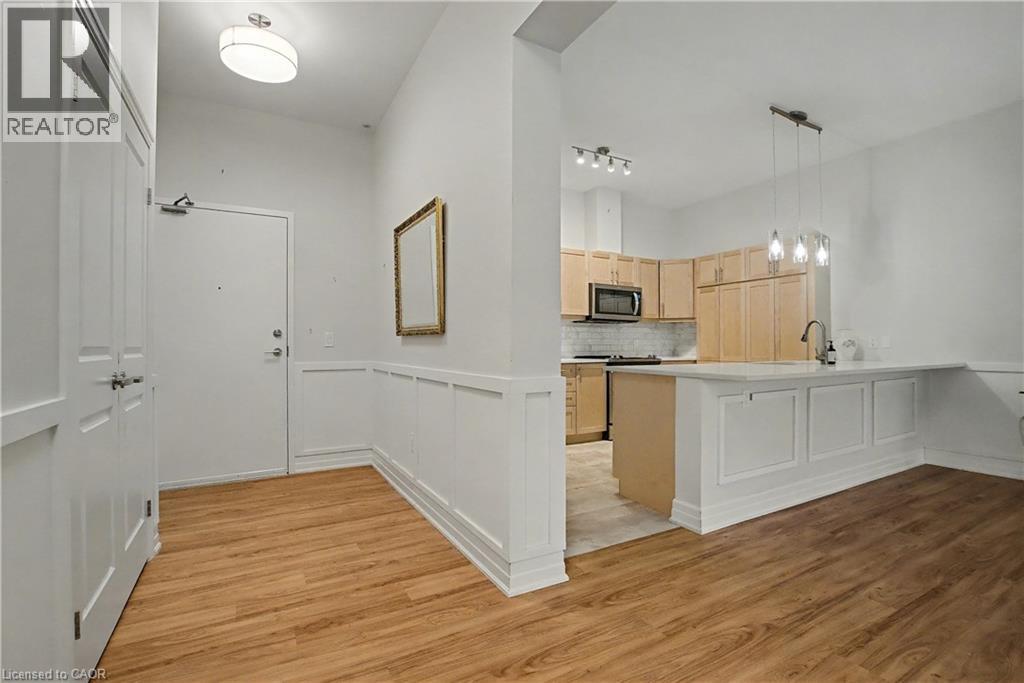39 SISTER VARGA Terrace Unit# 006, Hamilton — photo 6
