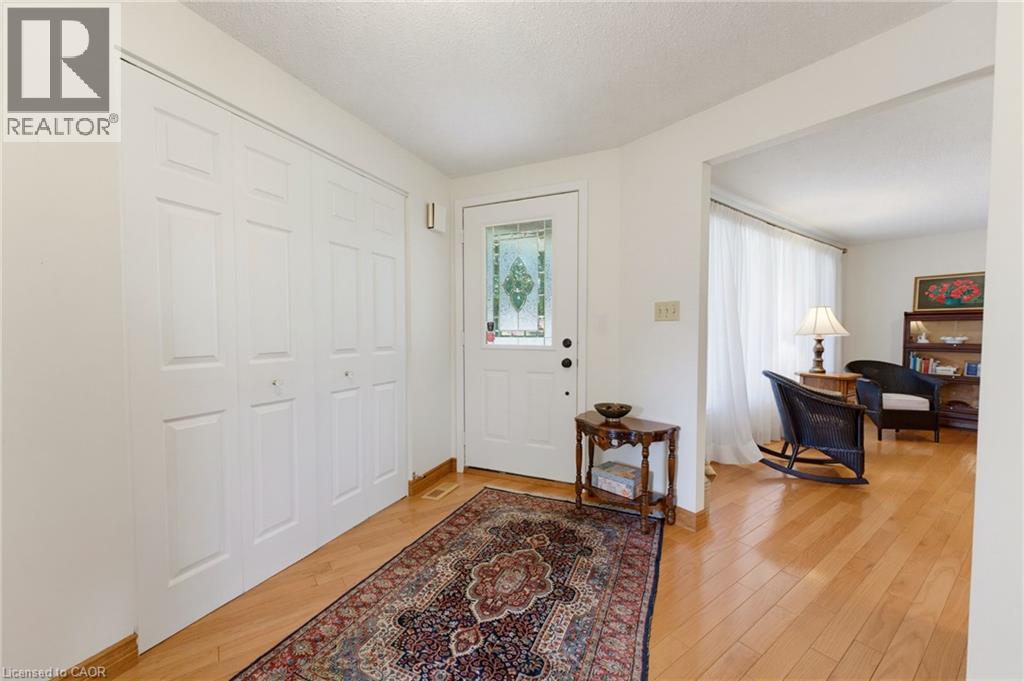 15 MCLAREN Avenue N, Listowel — photo 7