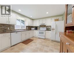 5pc Bathroom - 15 Mclaren Avenue N, Listowel, ON N4W3K1 Photo 13