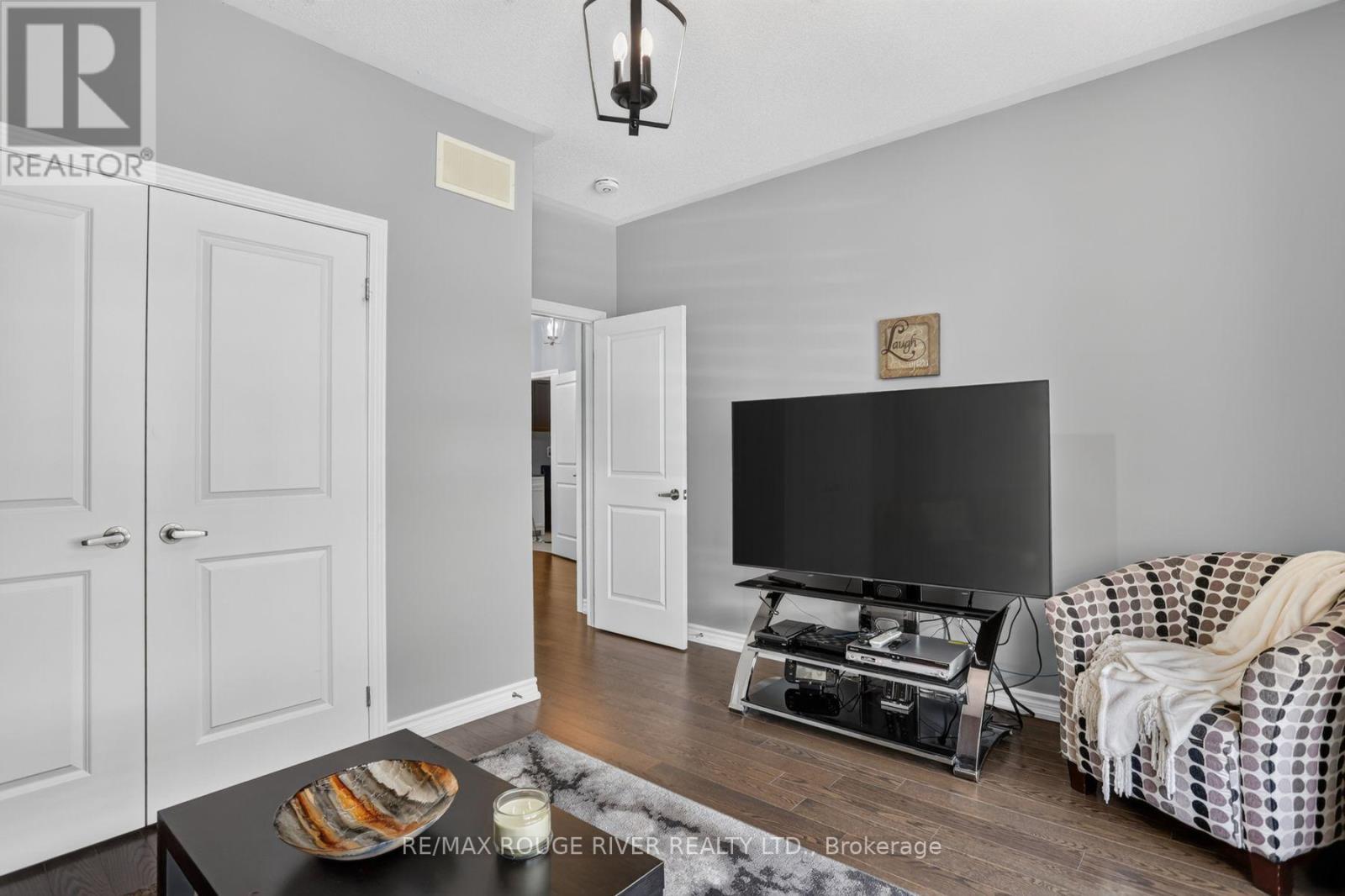 8 TIMBER DRIVE - 18