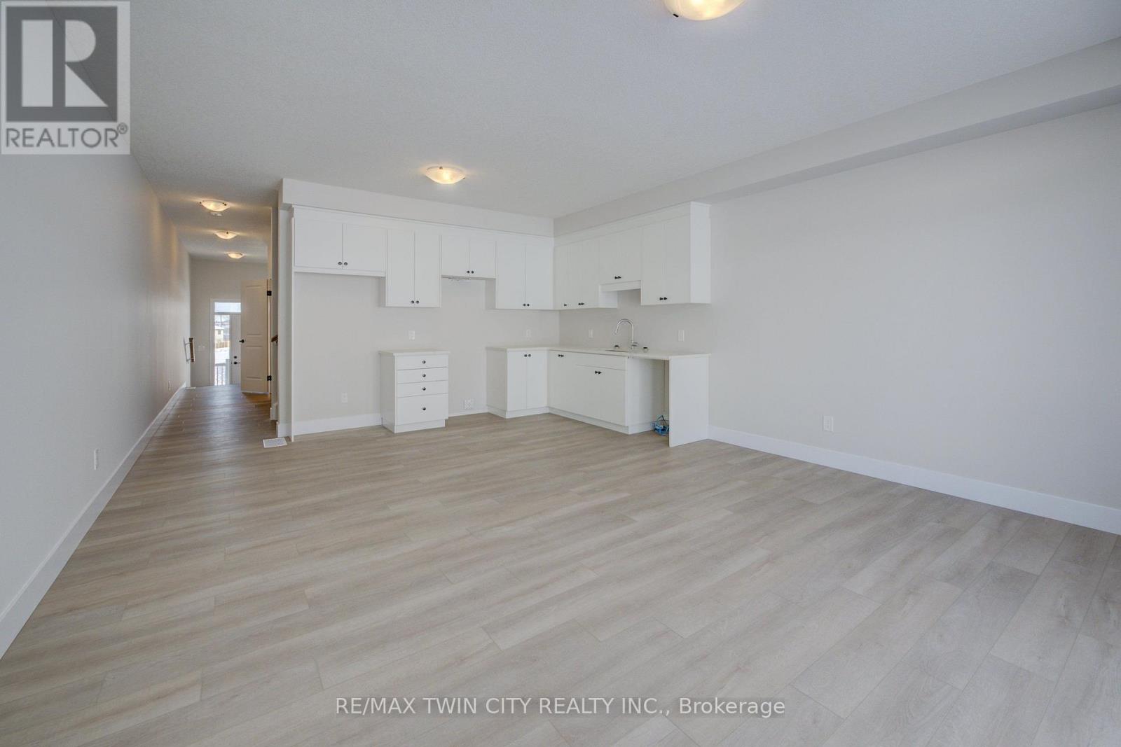 163 DUNNIGAN DRIVE, Kitchener — photo 9