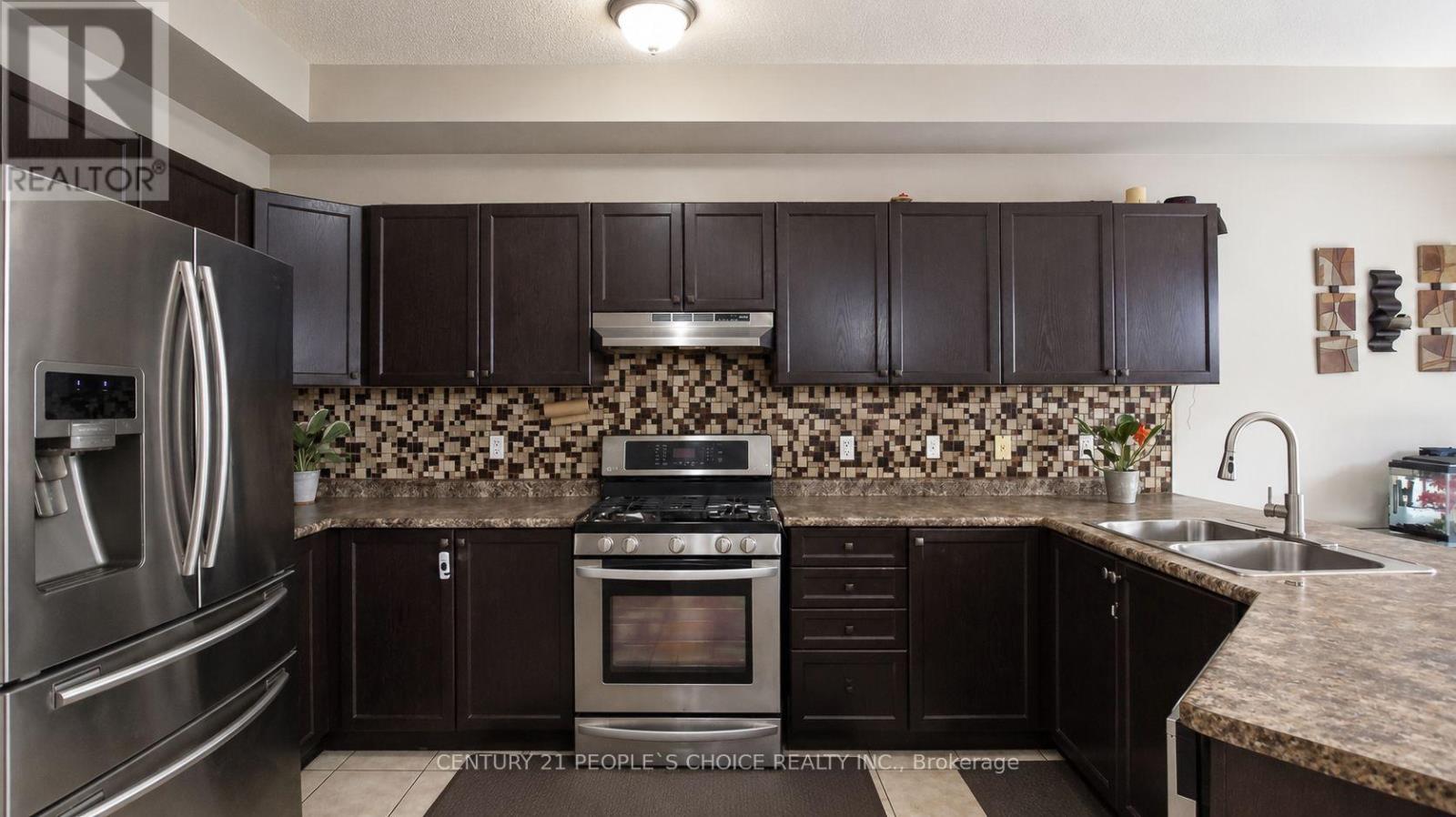 99 TIMBER CREEK CRESCENT, Cambridge — photo 9
