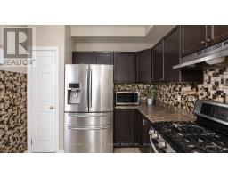 99 Timber Creek Crescent, Cambridge, ON N1T0B5 Photo 10