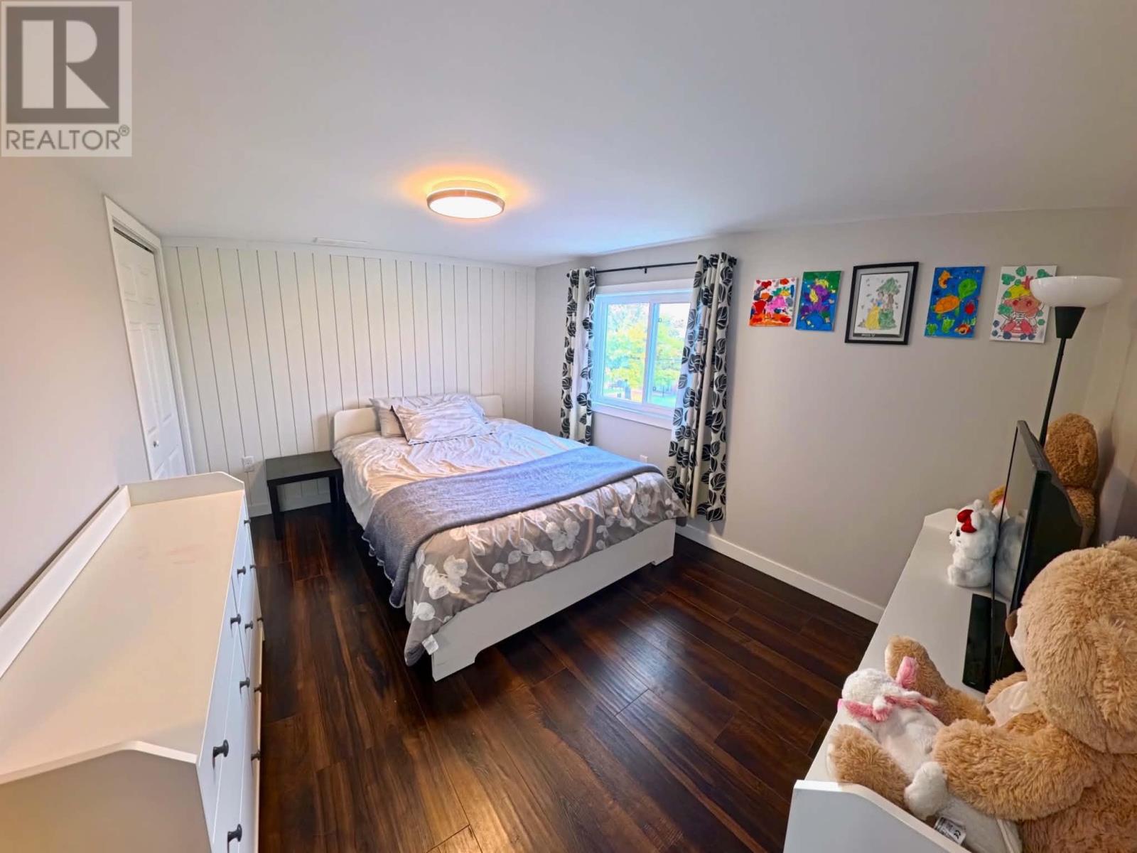 413 Hawthorne Avenue - 10