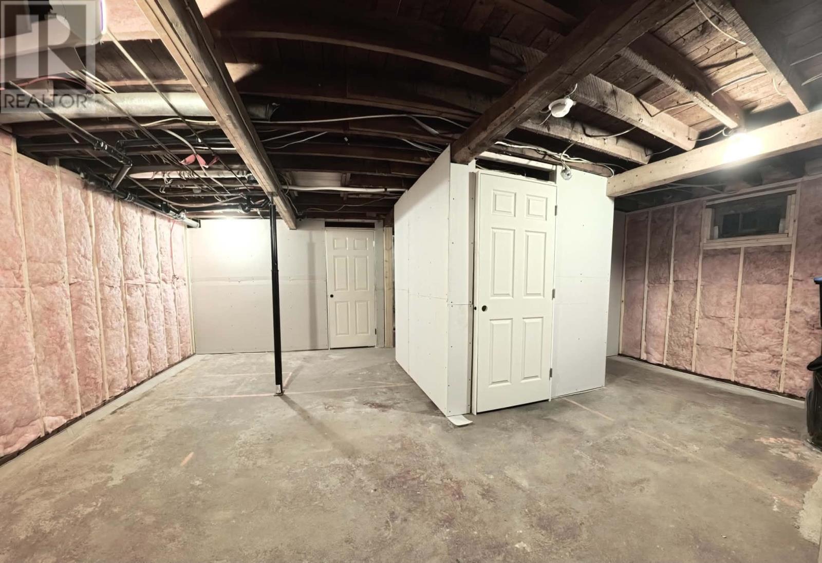 413 Hawthorne Avenue - Image 19