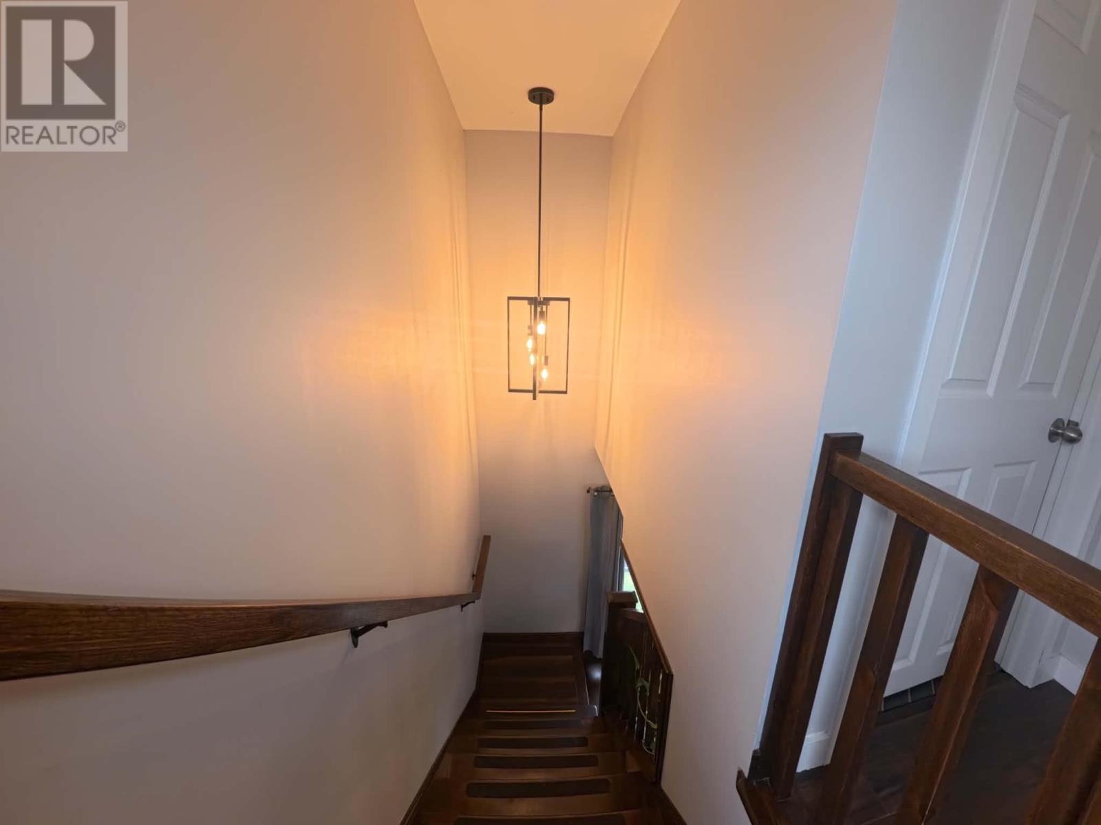 413 Hawthorne Avenue - 8