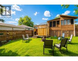 114 Bessborough, photo 3