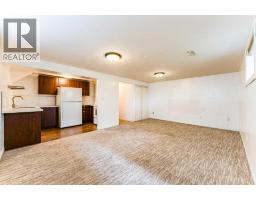 2906 Doverville Crescent Se, Calgary, AB T2B1T0 Photo 22