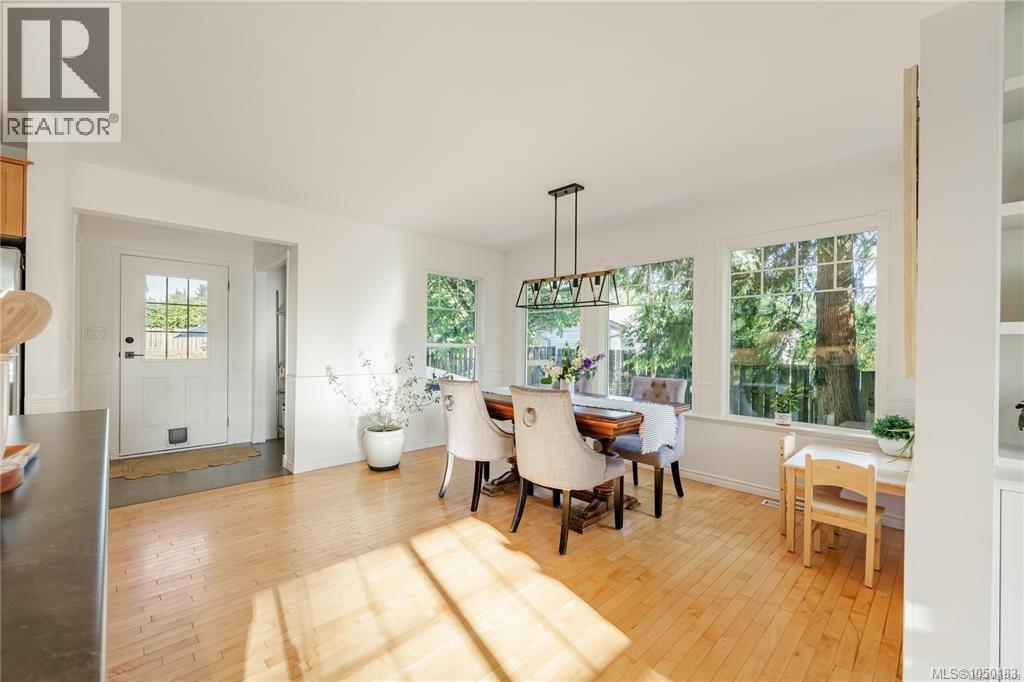 1940 Emma Way - Image 34