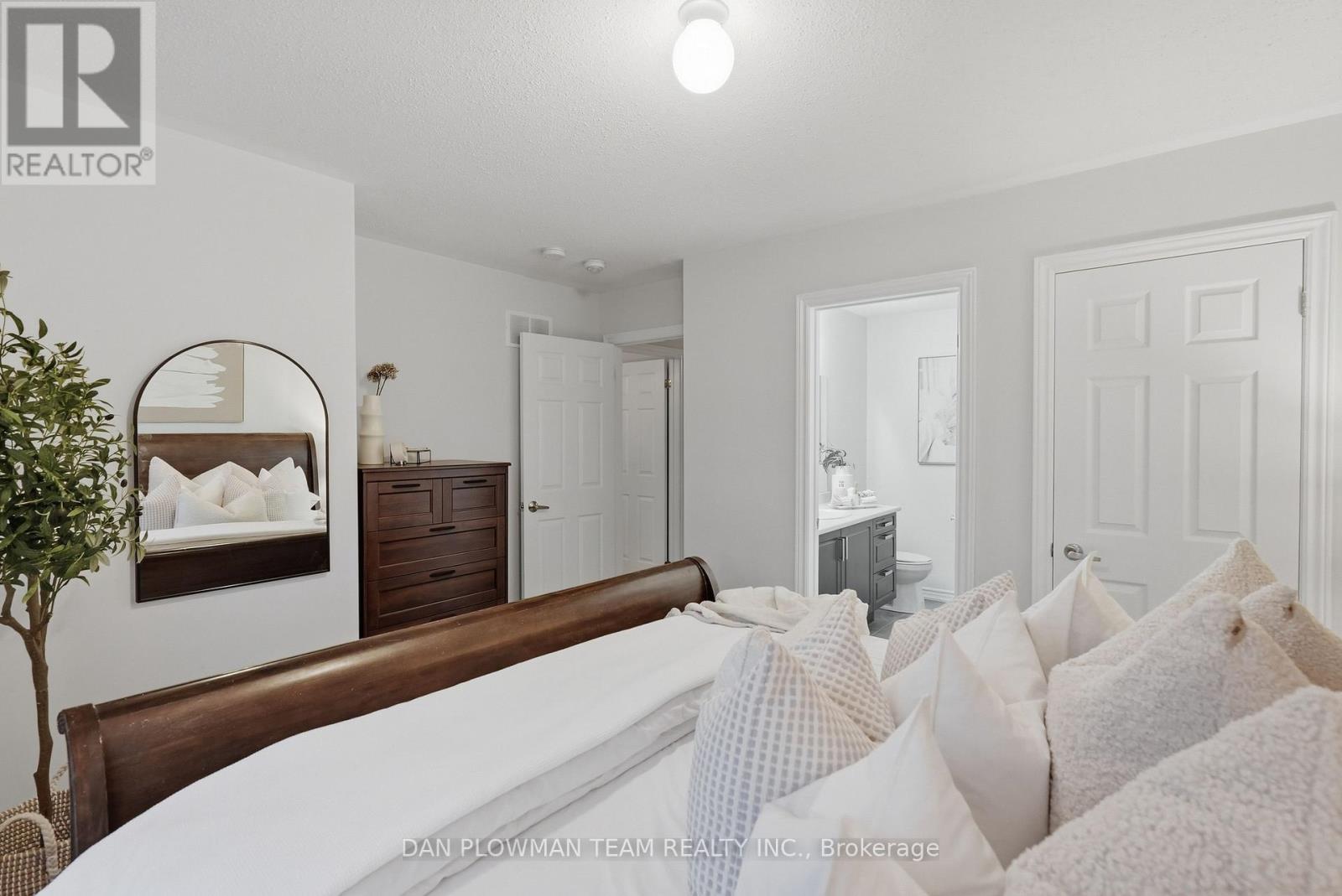 14 CORNERSIDE WAY - Image 27
