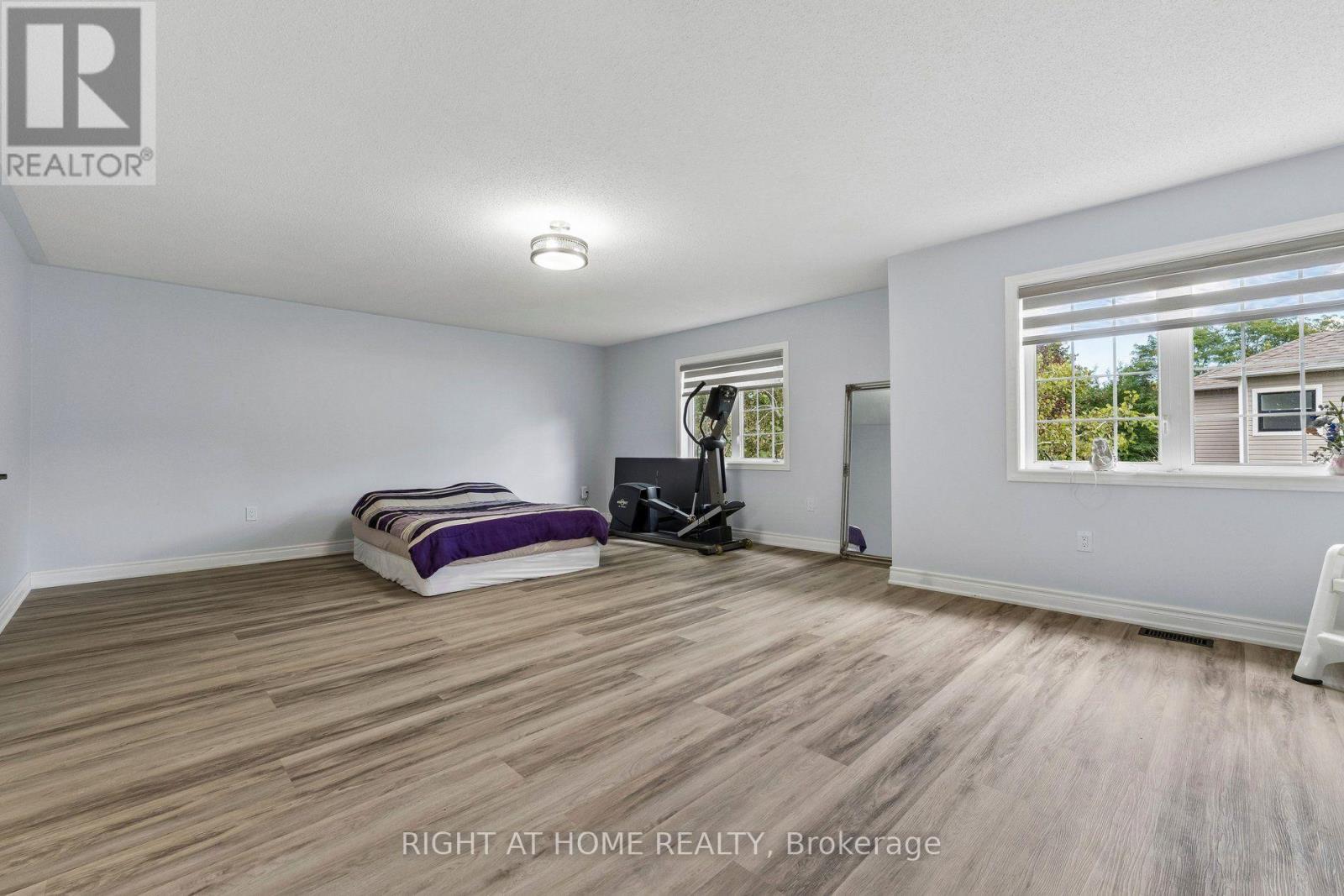 23 CROXALL BOULEVARD - 34
