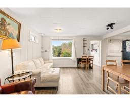 14878 Buena Vista Avenue, White Rock, BC V4B1X4 Photo 10