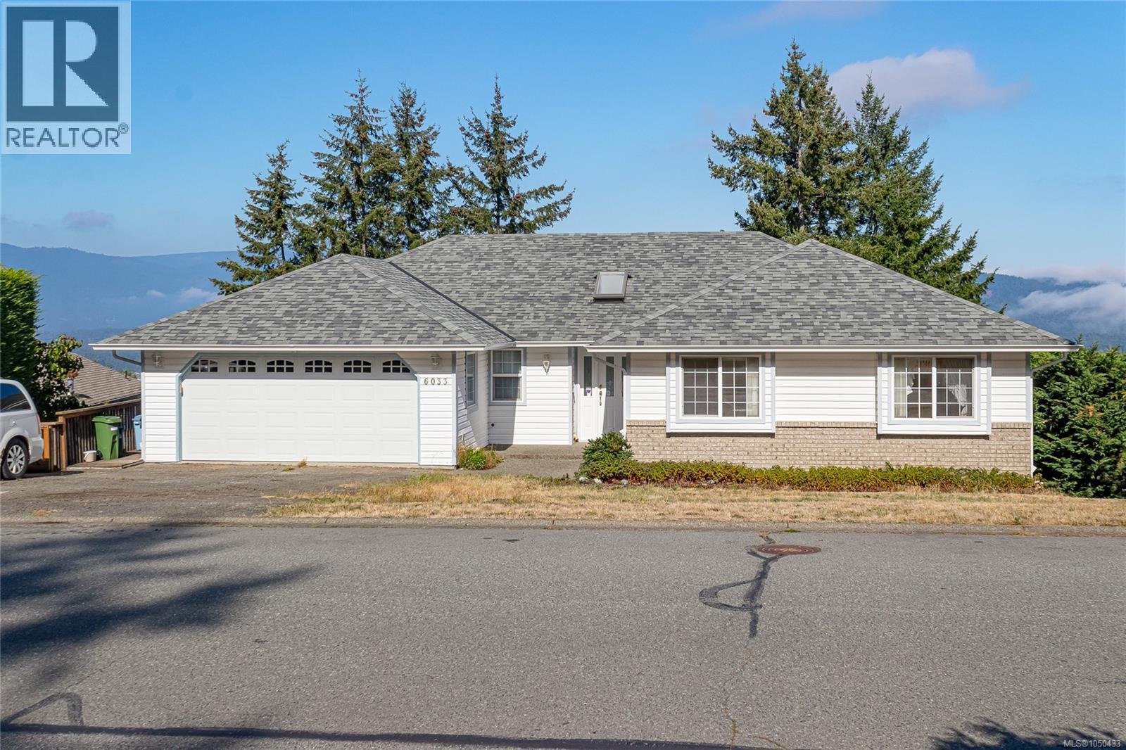 6033 Chippewa Rd - 2