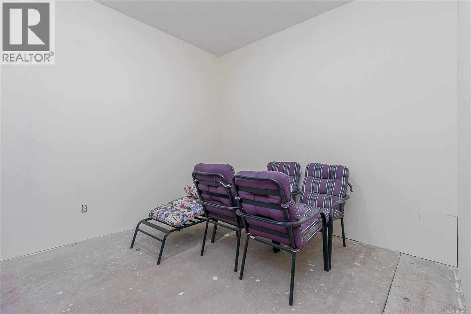6033 Chippewa Rd - 29