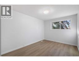 52 Doverdale Mews Se, Calgary, AB T2B1V9 Photo 12