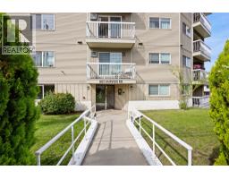 301 803 Fairview Road, Penticton