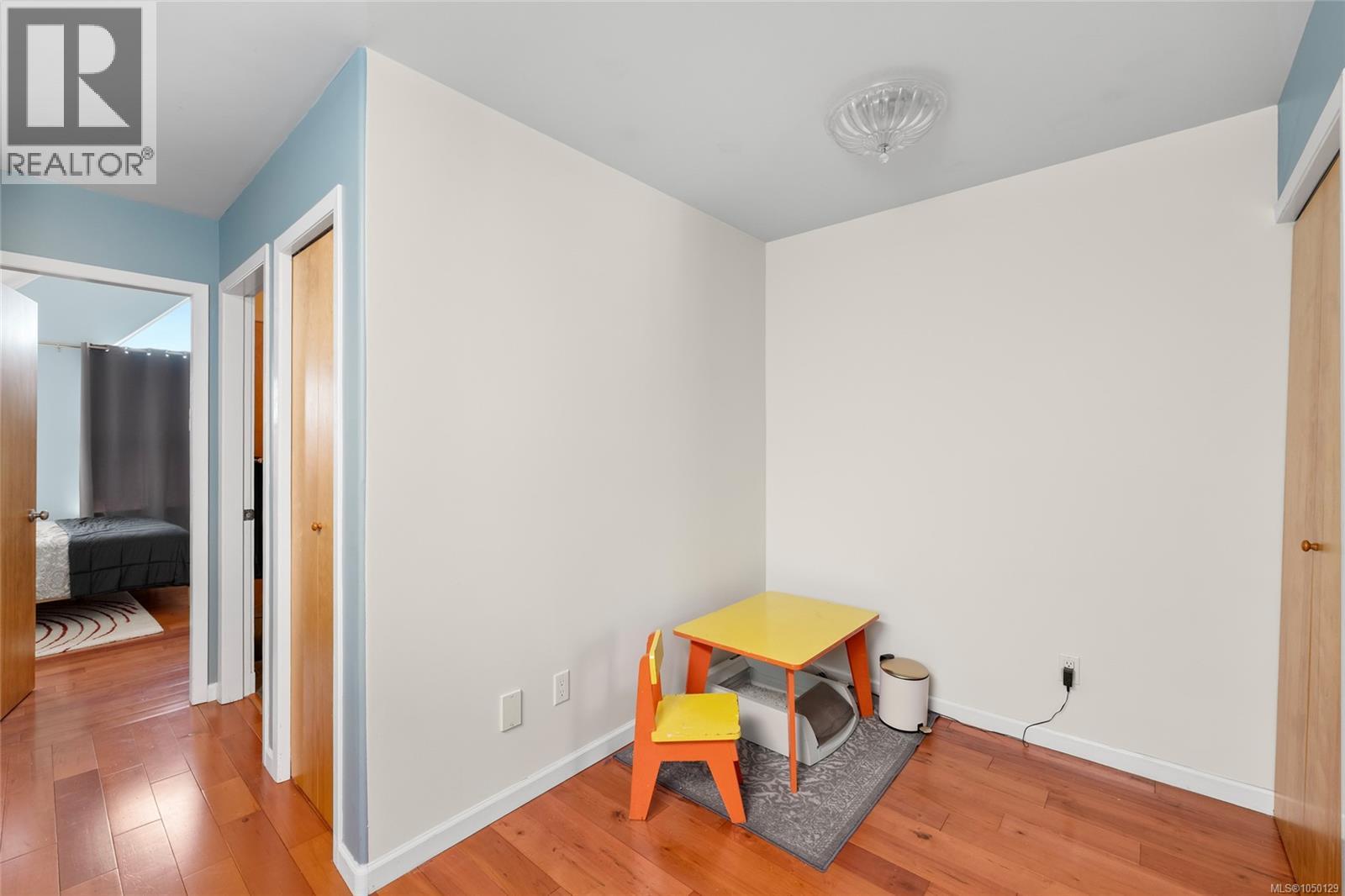  3154 Washington Avenue, Victoria