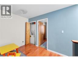 3154 Washington Ave, Victoria, BC V9A1P6 Photo 20