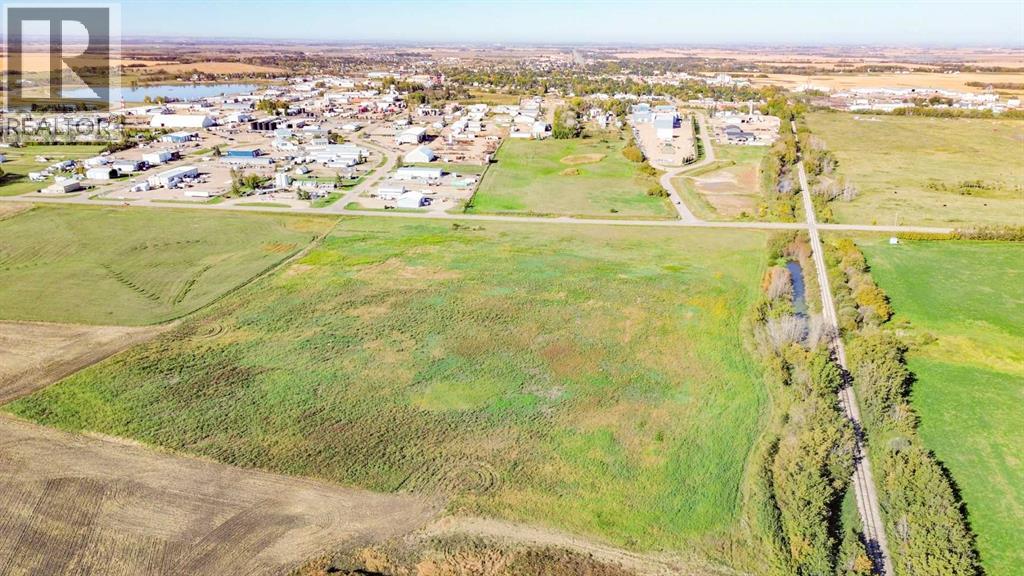 Listing photo – 38 Street, Rural Stettler No. 6, County of