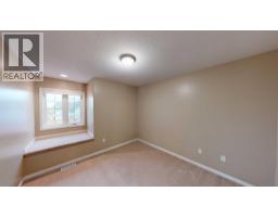 13010 89a Street, Grande Prairie, AB T8X1W1 Photo 9