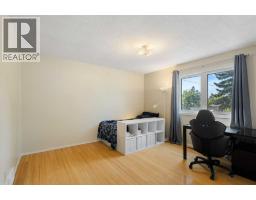 Kitchen - 6907 6 Street Sw, Calgary, AB T2V5H8 Photo 17