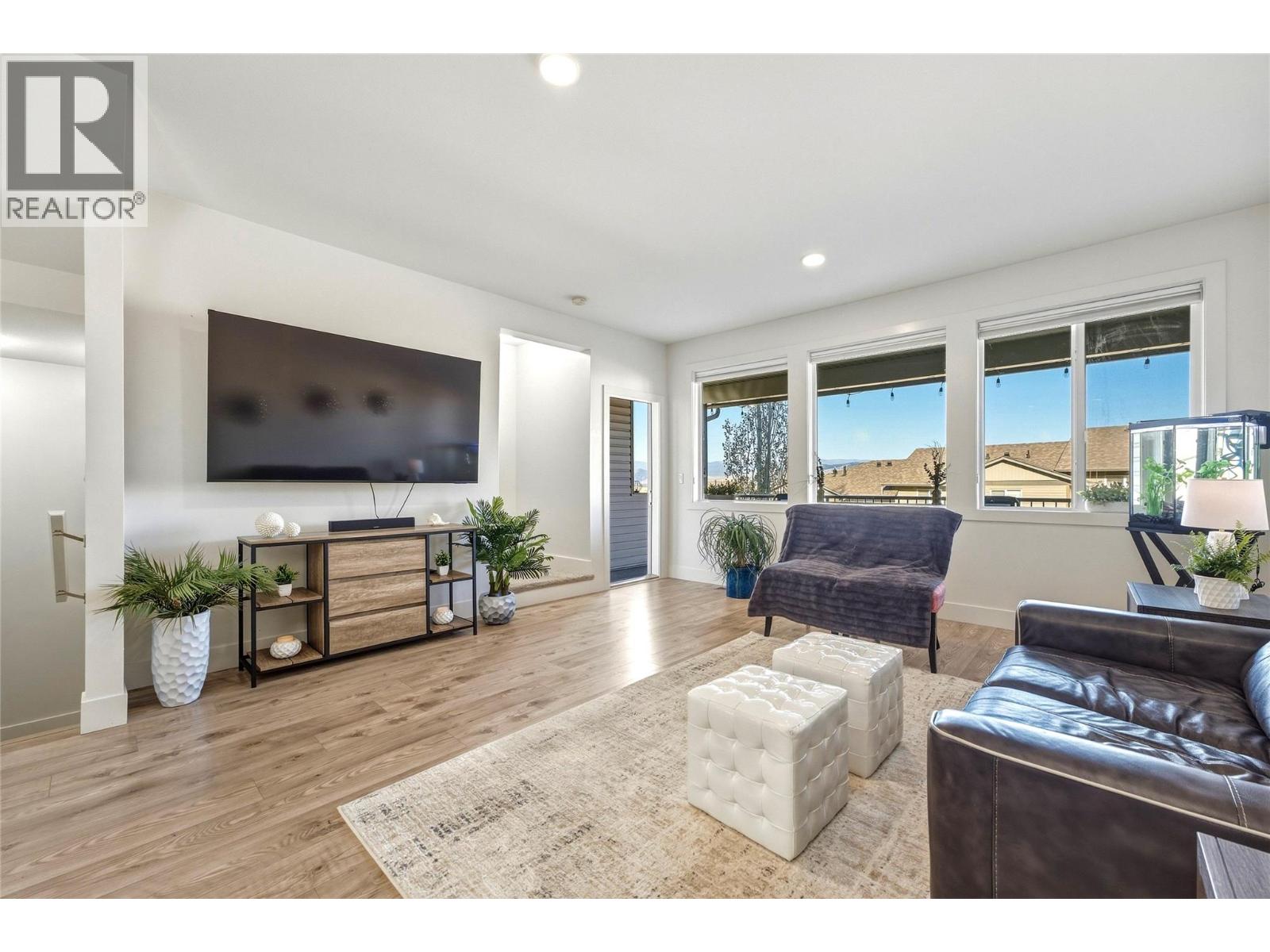 933 Mt Robson Place Unit# 25, Vernon