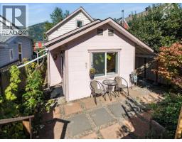 Partial ensuite bathroom - 414 Mill Street, Nelson, BC V1L4R9 Photo 6