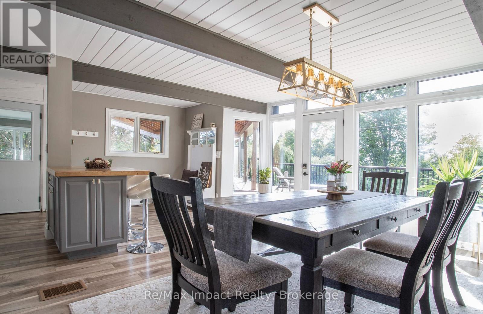 150 FINLEY ROAD - 11
