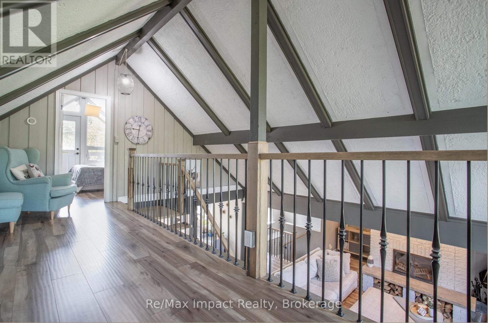 150 FINLEY ROAD - 23